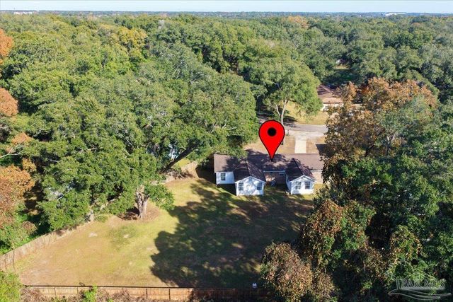 6121 Rawson Ln, Pensacola, FL 32503