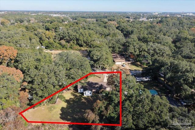 6121 Rawson Ln, Pensacola, FL 32503