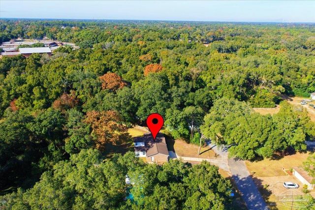 6121 Rawson Ln, Pensacola, FL 32503