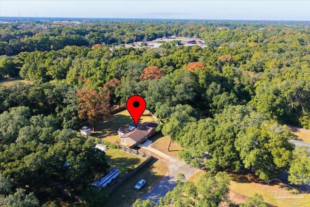 6121 Rawson Ln, Pensacola, FL 32503