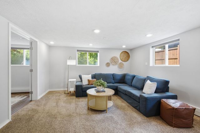 4303 S Martin St, Spokane, WA 99203