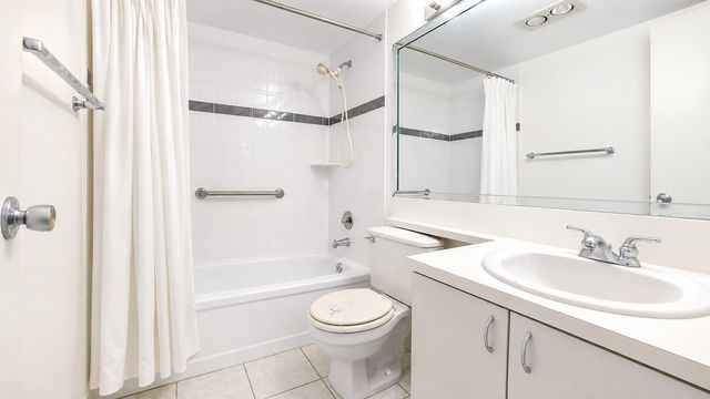 338 Camden O, West Palm Beach, FL 33417