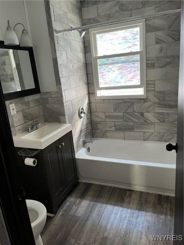 84 Arnold Street, Buffalo, NY 14213