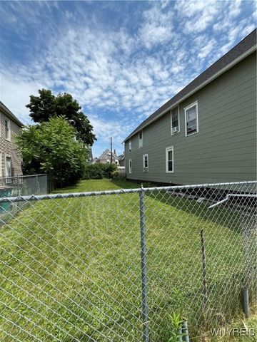84 Arnold Street, Buffalo, NY 14213