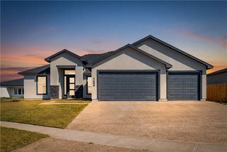 1486 Dragonstone Ct, Corpus Christi, TX 78415