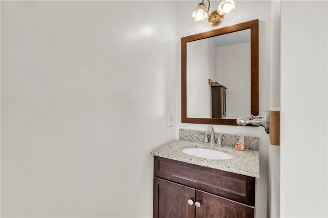 5132 Butler St, Lawrenceville, PA 15201