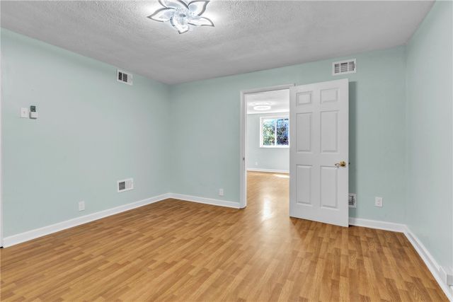 5132 Butler St, Lawrenceville, PA 15201