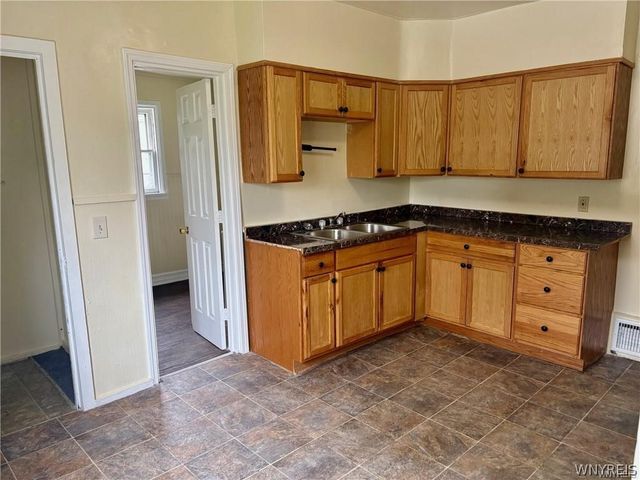 125-129 Hawley Street, Buffalo, NY 14213