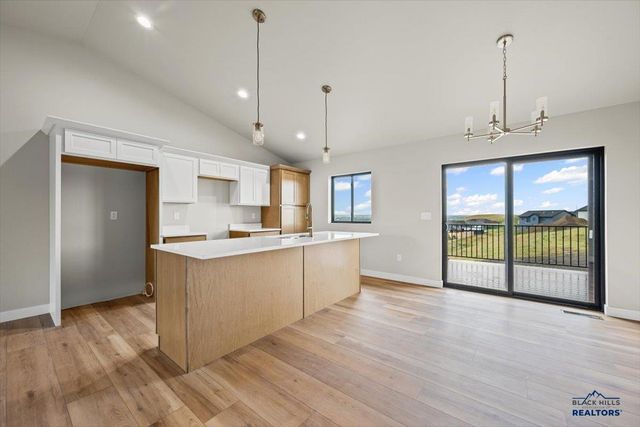 4814 PAHLMEYER DR, Rapid City, SD 57703