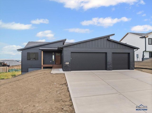 4814 PAHLMEYER DR, Rapid City, SD 57703