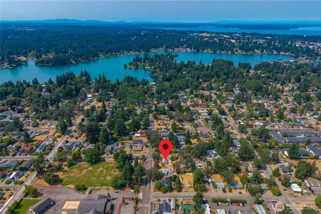 6423 100th Street SW, Lakewood, WA 98499