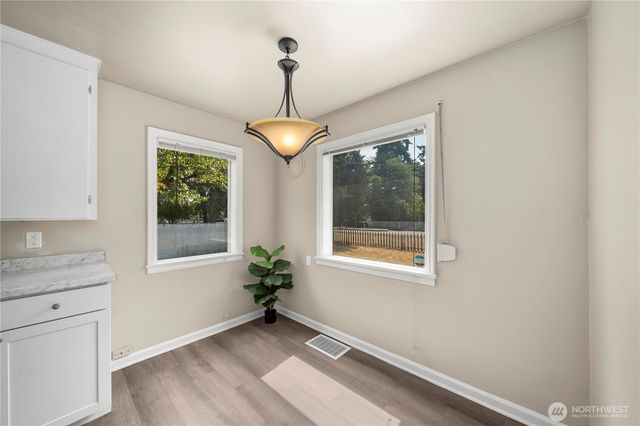 6423 100th Street SW, Lakewood, WA 98499