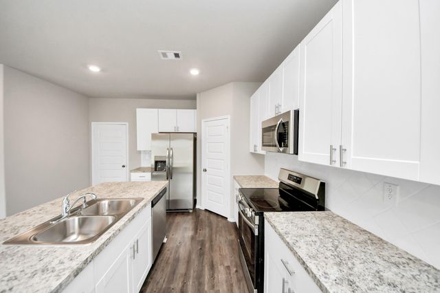 21235 Memorial Vista Drive, Houston, TX 77073