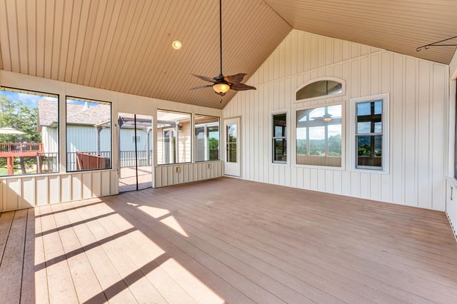 263 Mayden Lane, Branson, MO 65616