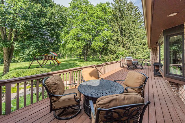 6535 Stockbridge Lane, Long Grove, IL 60047