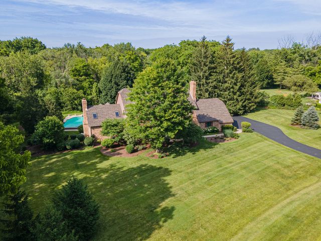 6535 Stockbridge Lane, Long Grove, IL 60047