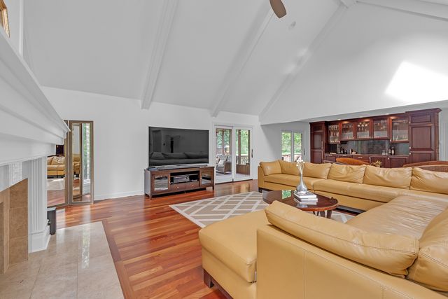 6535 Stockbridge Lane, Long Grove, IL 60047