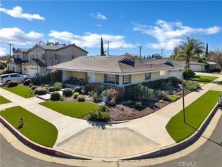 23040 Burton, West Hills, CA 91304