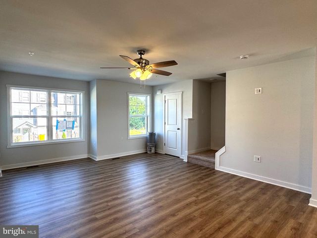 102 MOSES DRIVE, Martinsburg, WV 25405