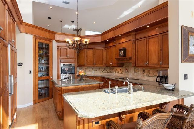 3190 Willow Lane, Weston, FL 33331