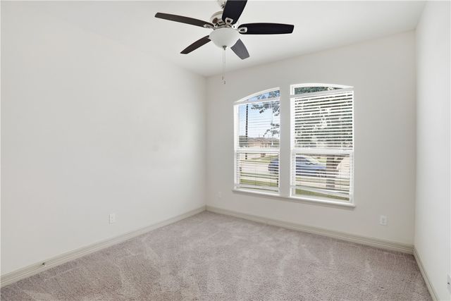 7658 Sable Creek Dr, Corpus Christi, TX 78414