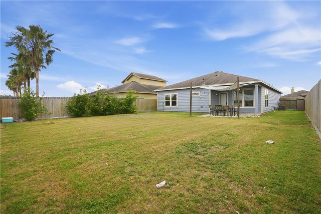 7658 Sable Creek Dr, Corpus Christi, TX 78414