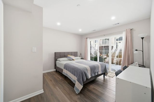 7214 Farmstead Lane, Hanover Park, IL 60133