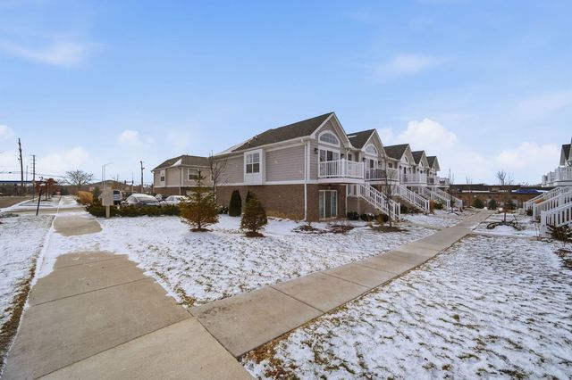 7214 Farmstead Lane, Hanover Park, IL 60133