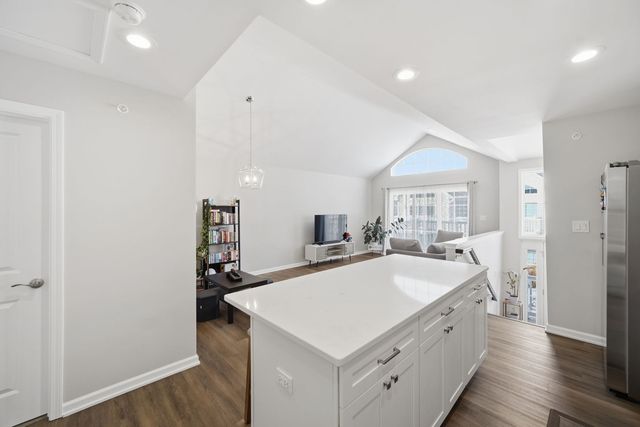 7214 Farmstead Lane, Hanover Park, IL 60133