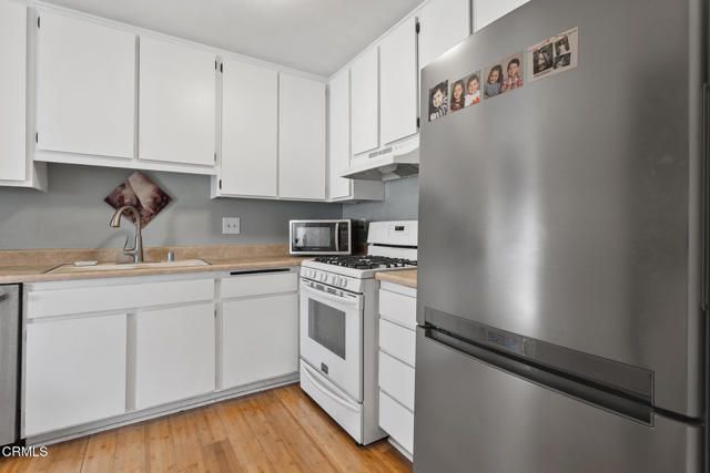 1251 San Simeon Court 4, Ventura, CA 93003