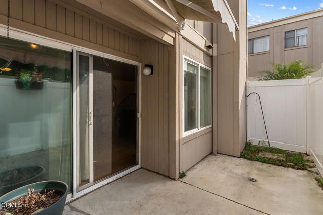 1251 San Simeon Court 4, Ventura, CA 93003