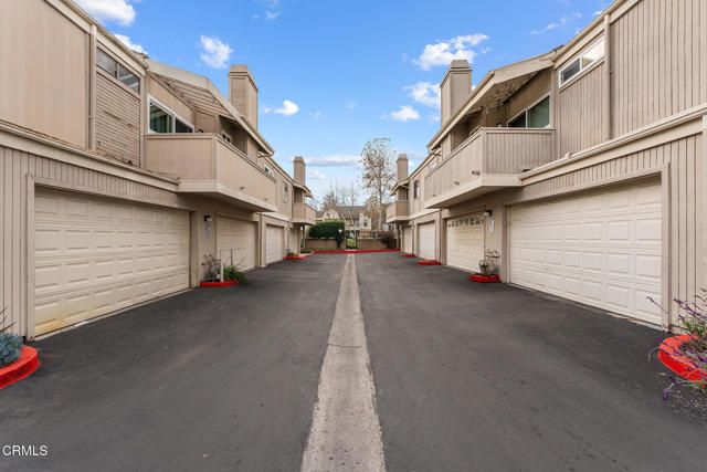 1251 San Simeon Court 4, Ventura, CA 93003