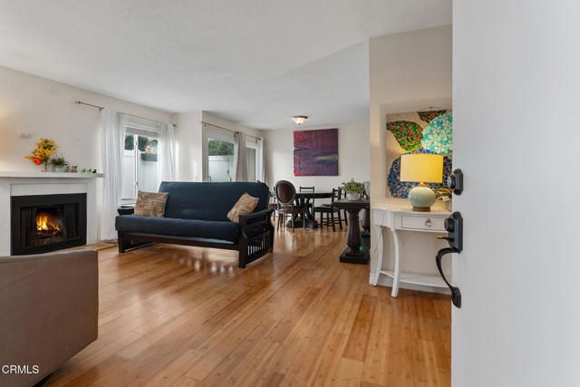 1251 San Simeon Court 4, Ventura, CA 93003