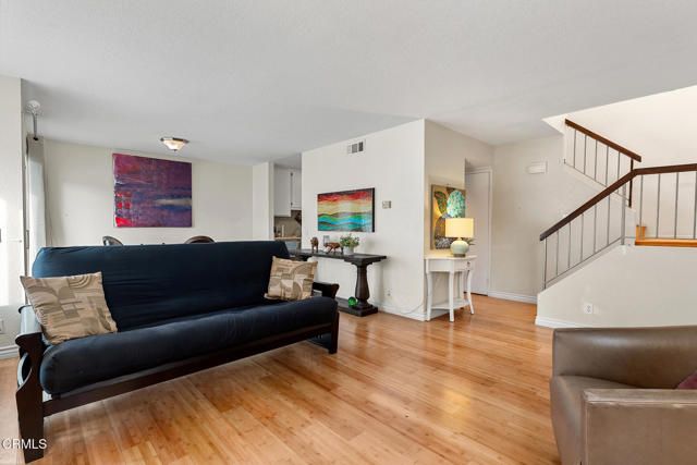 1251 San Simeon Court 4, Ventura, CA 93003