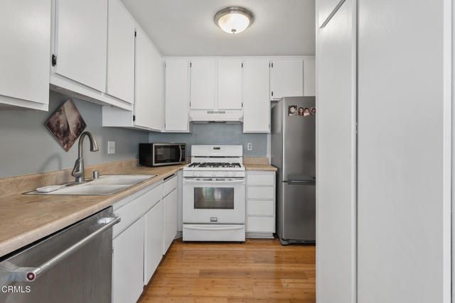 1251 San Simeon Court 4, Ventura, CA 93003