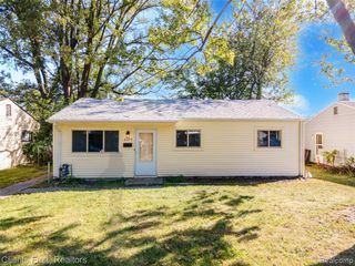 2075 Alanson Street, Westland, MI 48186
