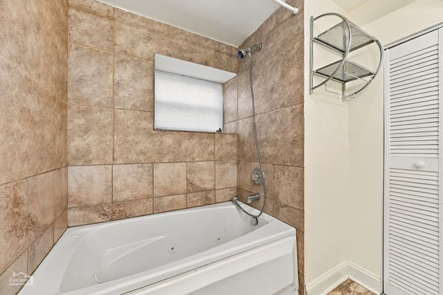 6100 S University Street G, Chicago, IL 60637