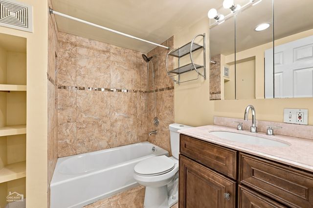 6100 S University Street G, Chicago, IL 60637
