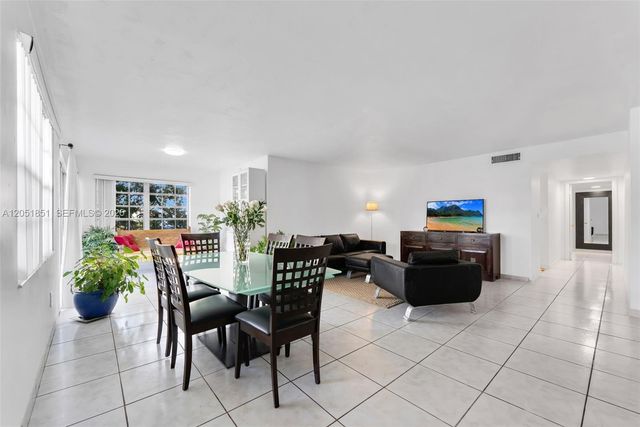 11840 NE 19th Dr 9, North Miami, FL 33181