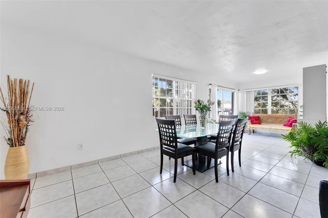 11840 NE 19th Dr 9, North Miami, FL 33181