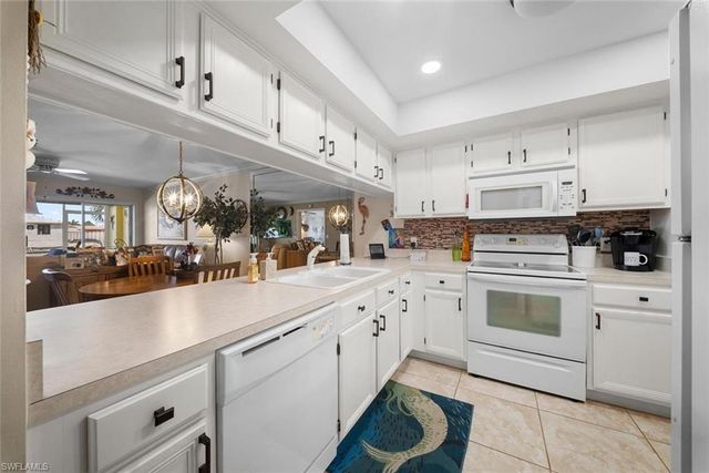 4622 12th PL 124, Cape Coral, FL 33914