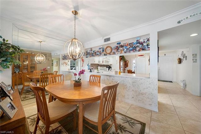 4622 12th PL 124, Cape Coral, FL 33914