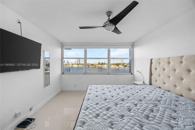 16570 NE 26th Ave 5J, North Miami Beach, FL 33160