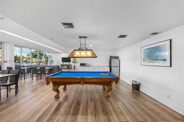 16570 NE 26th Ave 5J, North Miami Beach, FL 33160
