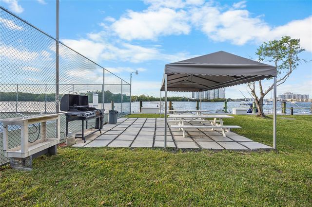 16570 NE 26th Ave 5J, North Miami Beach, FL 33160