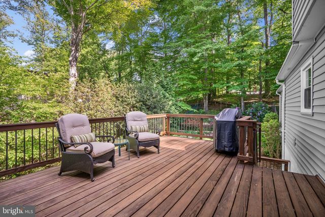 4949 SABRA LN, Annandale, VA 22003