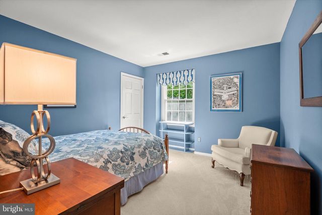 4949 SABRA LN, Annandale, VA 22003
