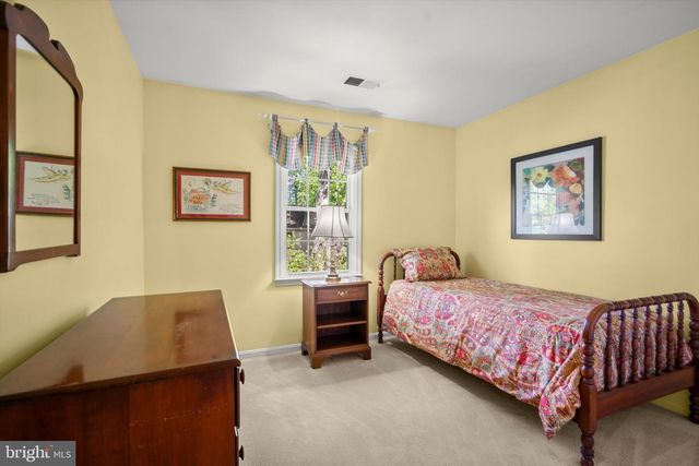 4949 SABRA LN, Annandale, VA 22003