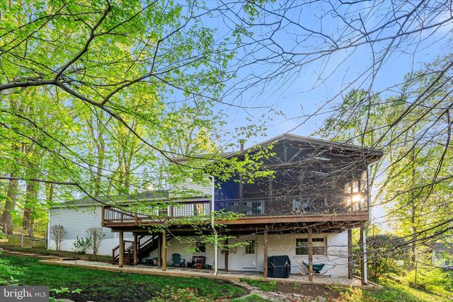 4949 SABRA LN, Annandale, VA 22003