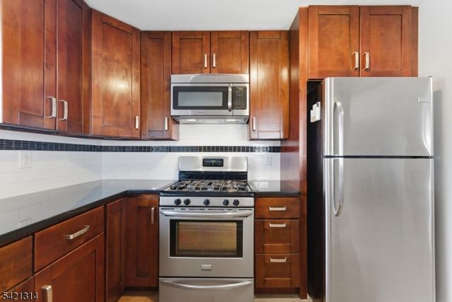 50 High St 2, Passaic City, NJ 07055